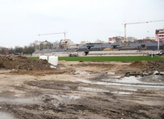 Гигант в производство на цветни метали готов да даде 5 млн. за “Колежа”