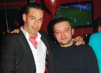 Големият син на Зума: Молим се за татко, дано да се пребори