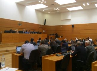 Не опростиха дълговете на Ботев и Локо! Извадиха точката от дневния ред, заради правни грешки