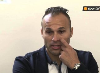 Роберт Петров ще кара проби в Локо Пд