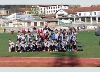 Родители на деца от школата на Локо с тревожно писмо до ръководството на клуба! Ето какво се случва