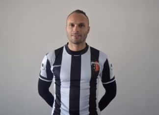 Локо разтрогна с Роберт Петров