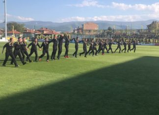 PlovdivDerbyTV: Юношите на Ботев показаха завоюваната купа пред бултрасите