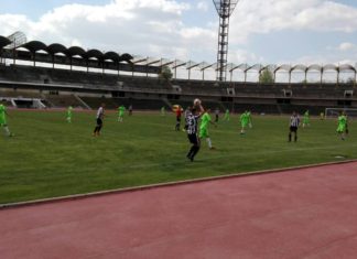 Ботев громи при деветнайските, Локо без проблеми срещу Верея СНИМКИ