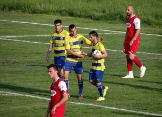 СНИМКИ: “Марица” победи “Асеновец” в последния си домакински мач за сезона