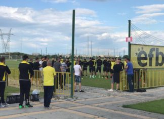 СНИМКИ: Бултрасите поискаха само едно: Играйте със сърце!