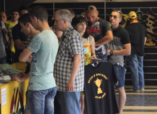 Голям интерес към инициативата на базата на Ботев СНИМКИ