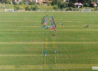 Дрон следи Локо Пд, докато смърфчетата тренират в Говедарци СНИМКИ