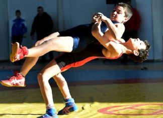 Пловдив приема държавното по борба за момчета