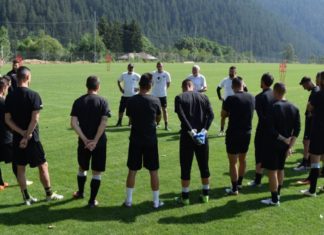 Локо изпрати трима по живо, по здраво! Желаният от Молдова не е Сърмов