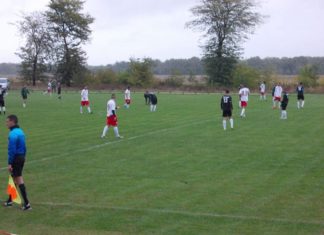 СНИМКИ: „Садово“ победи трудно „Вихър“ Строево и води уверено в „А“ ОФГ. Резултатите от днес: