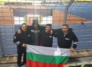 World Wide Locos подкрепиха България срещу Люксембург СНИМКА