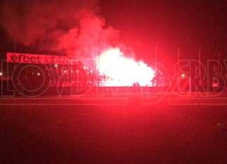 Токов удар на Лаута! Всичко потъна в тъмнина, а Бесика освети стадиона с факли! ВИДЕО