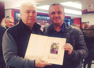 Локомотив е жив! Локомотив може да живее красиво, обединен и без интриги! Локомотив е любов!