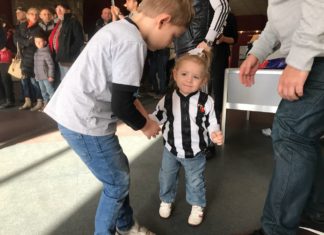 Гледахте НА ЖИВО: Камбуров бе избран за номер 1 на Черно-бялата Коледа! „Който е гласувал за мен е гласувал за историята!“