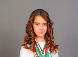 Българчетата, с които да се гордеем: 10-годишната Анелия Коприщенова покори десетки върхове