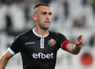 Фенклубът на Локо Пд: Честито, легендо!