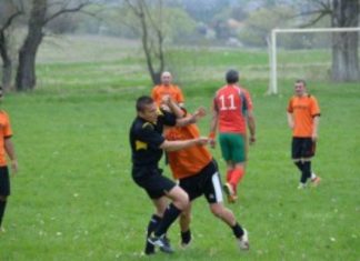 Пак биха рефер на селски мач!