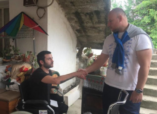 Фенове даряват кръв в деня на Дербито