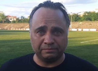 Със сълзи на очи Митов обяви: Влизането ни във Втора лига го посвещаваме на Петьо Ковачев
