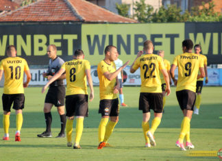 Желко извади Карачанаков от групата