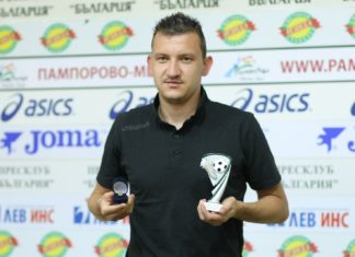 Тодор Неделев с две индивидуални награди