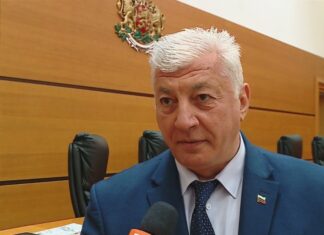 Зико: Нямаме парите за цялото довършване на „Колежа“!