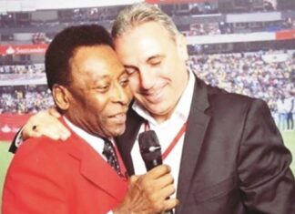 Пеле нарежда Стоичков и Балъков сред най-добрите