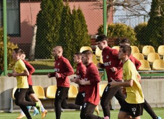 Дубълът на Ботев (Пд) води тренировъчен процес с 20 футболисти