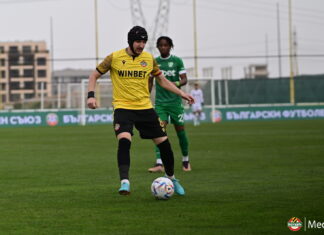 Шефовете в Ботев се видяха в чудо, прибегнаха и до прессъобщения