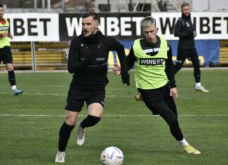 Ключов сблъсък между Черно море и Локомотив (Пловдив)