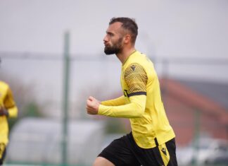 ИЗЛАГАЦИЯ за Ботев срещу последния! „Валентич к*рво“, скандираха феновете!