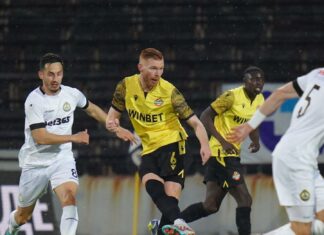 Ботев Пд измъкна точка на Овча Купел с исторически стартов състав без нито един българин