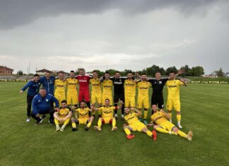 Гигант (Съединение) се справи с Черноморец, интригата за върха се върна след издънка на лидера Несебър