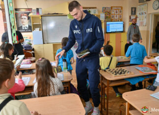 Ботев покани над 1000 ученици на мача с Локомотив (София)