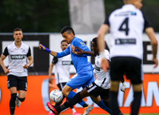 Тежко поражение за Локо на Лаута от Левски