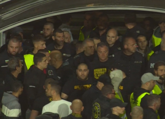 От Ботев Пд осъдиха действията на своите фенове