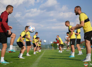 Трио се присъедини към лагера на Ботев