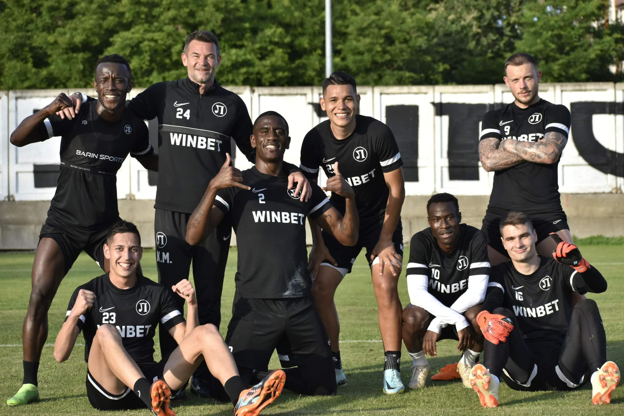 Локомотив започна подготовка за последния си мач за сезона