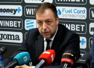 Адам Сотков: Трета поредна седмица на първо място