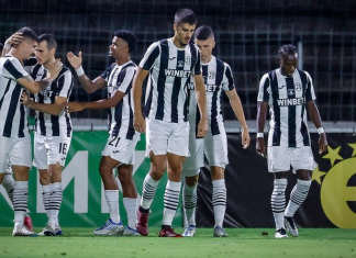 Локо Пд блести! Уникална победа за лидера в класирането! 7 гола за едно полувреме подлудиха публиката!