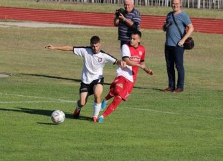 Атлетик (Куклен) загуби от Саяна 1/2 финала за Купата на АФЛ с гол-фантом в последната секунда