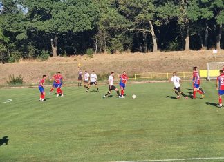 Сокол (Марково) надви Карнобат с гол в последните секунди, гредите спасиха „соколите“