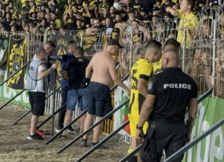 ВИДЕО: Вижте какво се случи пред сектора на разочарованите бултраси след мача!