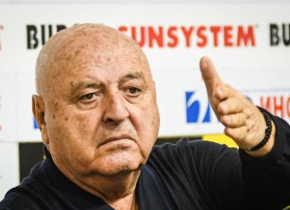 Само за BgDerby Венци Стефанов: Дай Боже звездичка скоро да блесне в небето на Славия