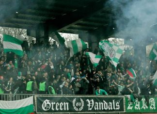 Феновете на Берое на бунт срещу собственика