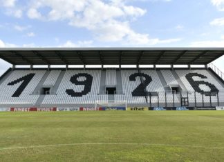 ПФК Локомотив освещава официално новата южна трибуна