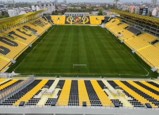 Строителят на Колежа Илиян Филипов грантира със своя подпис, че стадиона може да работи на пълен капацитет за Дербито