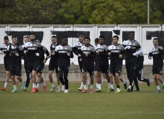 Групата на Локомотив за мача с Крумовград, ограничават движението в „Коматево“