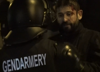 КРЪВ ЗАЛЯ СОФИЯ | ЛЕТЯТ БОМБИ И РАКЕТИ | ПОЛИЦИЯТА ОТГОВОРИ С ВОДНО ОРЪДИЕ | ДЕСЕТКИ СА РАНЕНИ |